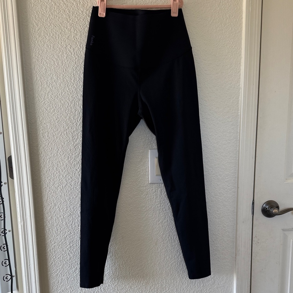 Fanka Reversible Women's Body Sculpt Leggings